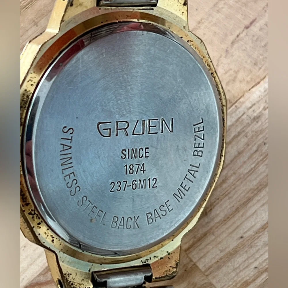 Gruen Vintage Men’s Watch Gold-Tone Dial Bracelet Hands Markers Date Window